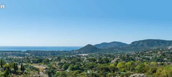 Terrain constructible a vendre - Mandelieu-la-Napoule