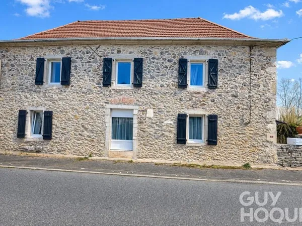 Maison proche ORTHEZ avec dépendance et jardin