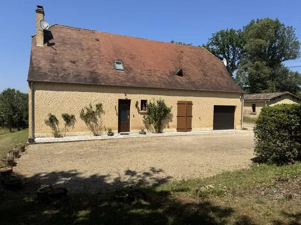 - VIAGER - Maison avec piscine, 8500 m2 de terrain à Cénac e