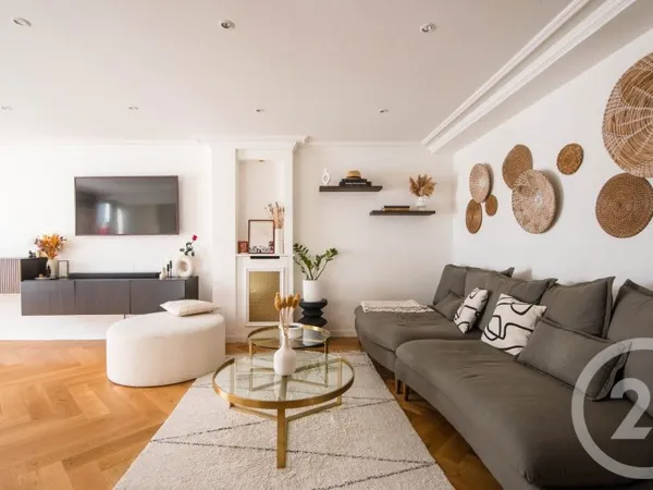 Appartement 2 pièces 61 m²