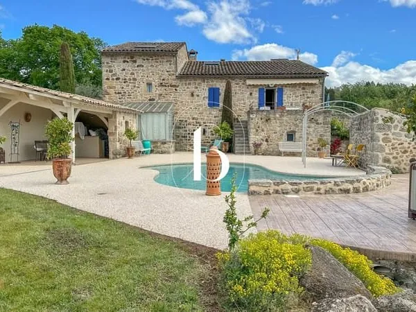 Maison et villa de prestige Vente Joyeuse 10p 230m² 869000€