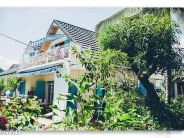Location haut de villa saint-paul