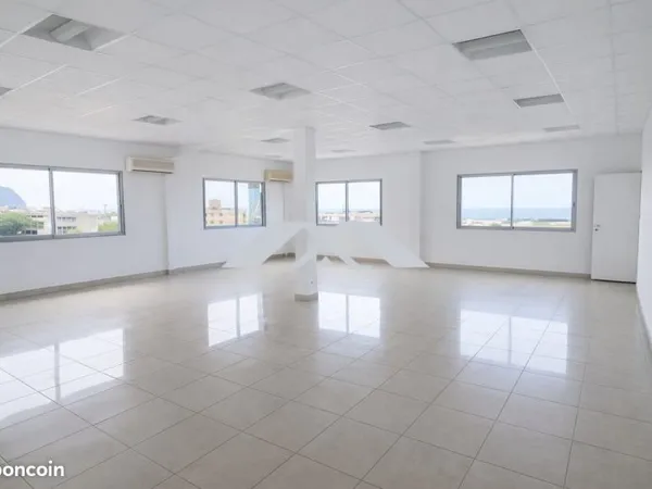Bureaux 380 m² Saint-Denis