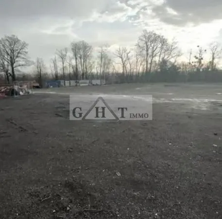 A LOUER VILLEBON-SUR-YVETTE TERRAIN DE 6 700 M²