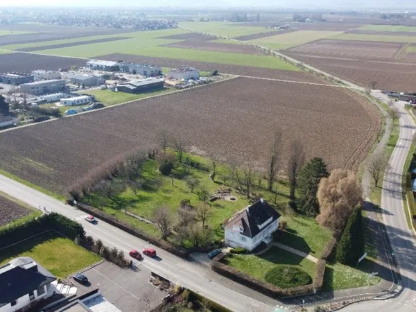 Terrain 630 m²