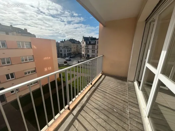 Appartement 2 pièces 55m2 balcon + parking : proche gare