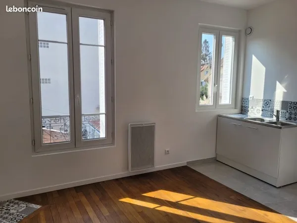 Charmant F2 de 34 m² - Idéalement situé aux Pavillons-sous-Bois