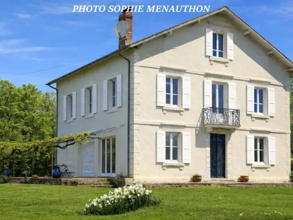 Maison bourgeoise 6 pièces 220 m²