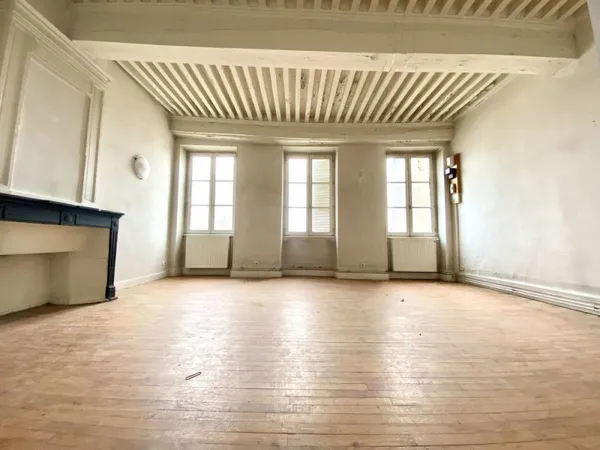 Bureaux de 117m² à Tournus