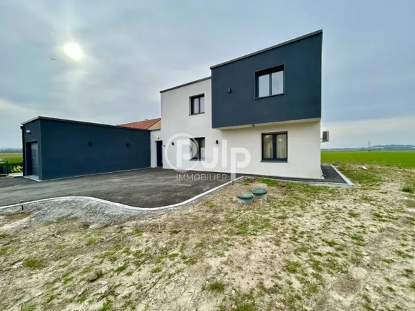 EXCLUSIVITÉ - MAISON CONTEMPORAINE D'EXCEPTION À MAZINGARBE