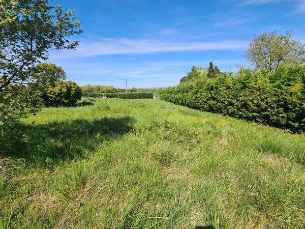 Terrain constructible 740M2 Aussonne