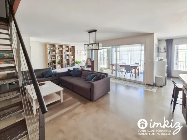 Maison T4 en duplex - Garage - VLM Centre