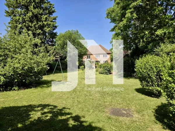 Maison 9 pièces 250 m²