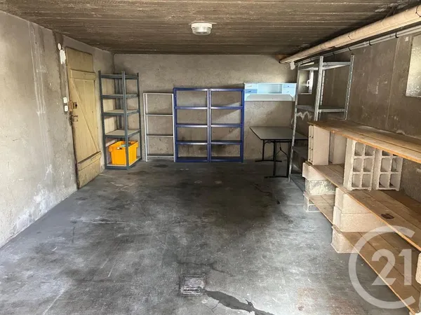 Parking 14 m²