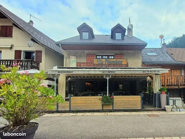 À VENDRE - Fonds de commerce BAR-RESTAURANT de montagne