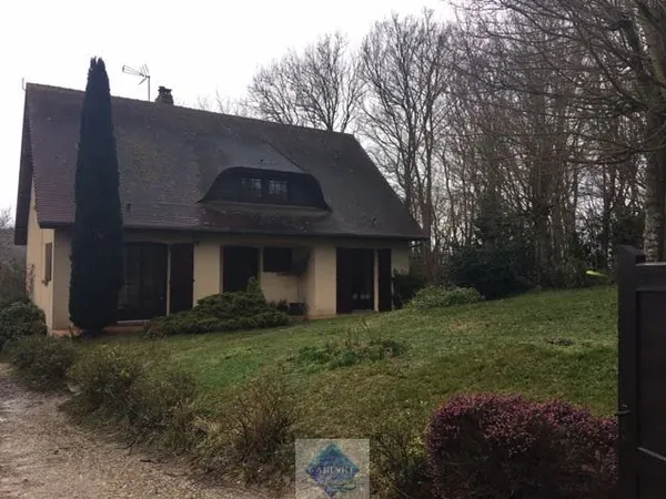Maison 4 pièces 130 m²