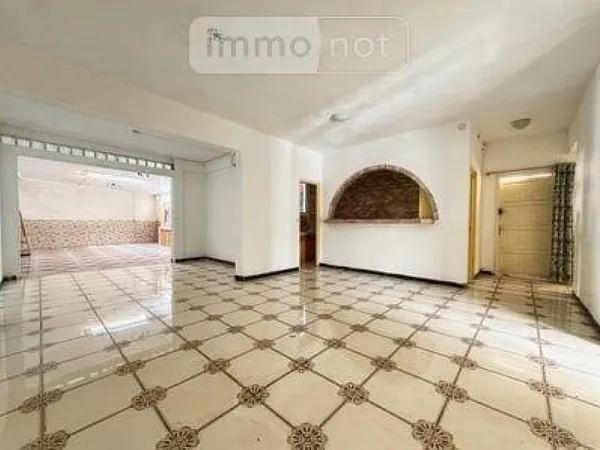 Appartement Vente Saint-Denis 4p 139m² 254200€