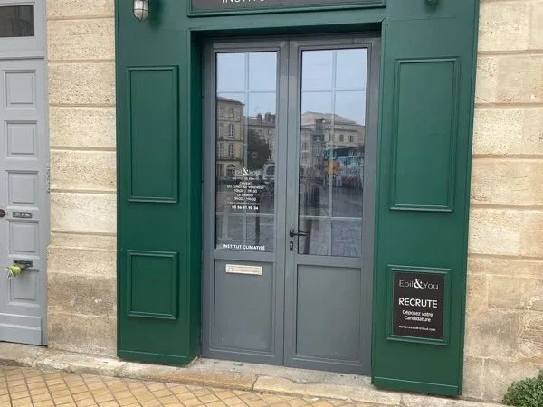 Local commercial tout commerce