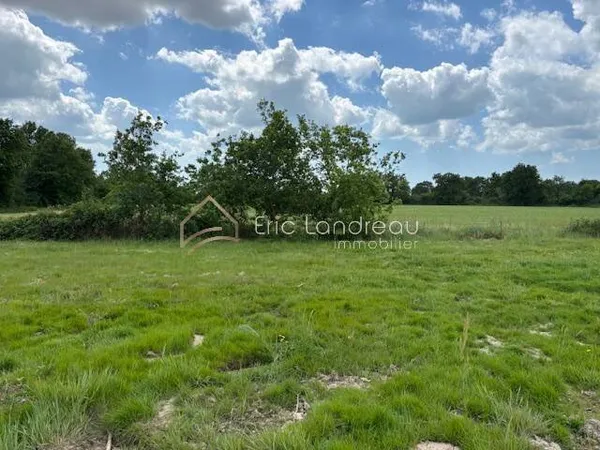 Terrain 392 m²