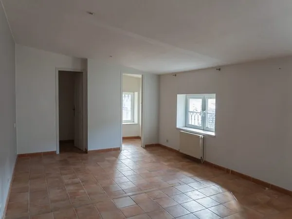 Appartement T2 52.50 m2 avec parking sécurisé et cave