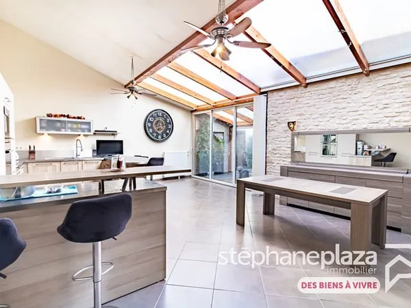 Maison de village 188 m² + local commercial