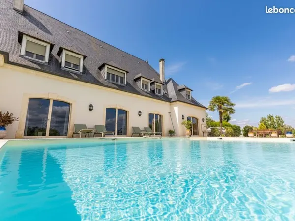 Propriété 9 pièces 396 m²