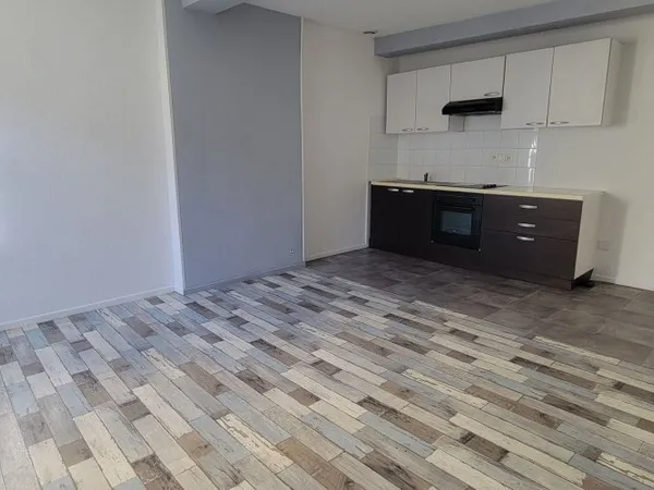 Studio 1 pièce 27 m²