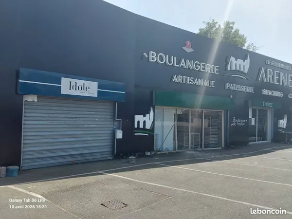 Locale commercial