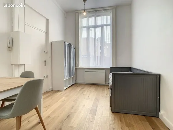 Studio 1 pièce 15 m²