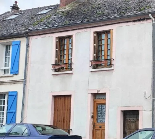 Maison d'habitation A RESTAURER-SAINTE MESME