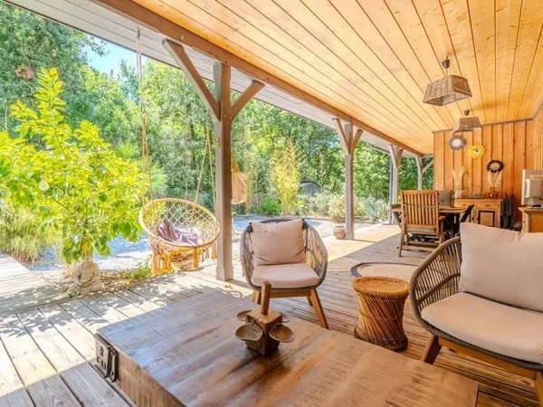 Maison 7 pièces 200 m²