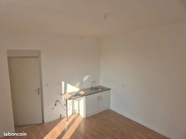 À LOUER - Charmant appartement rénové en plein coeur d'Étaples
