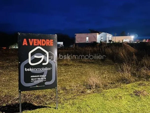 Terrain constructible 1829 m²