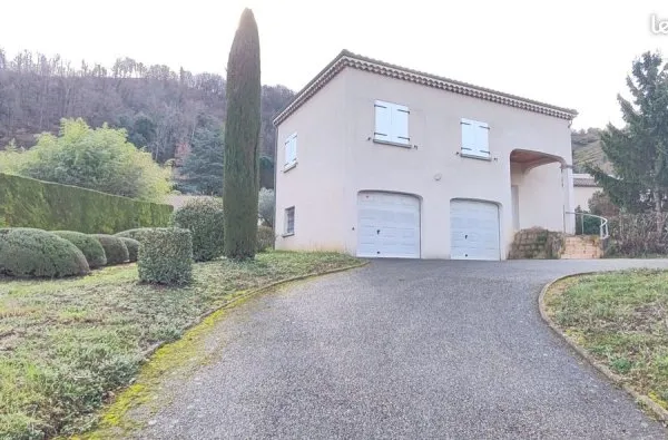 Villa 7 pièces 163 m²