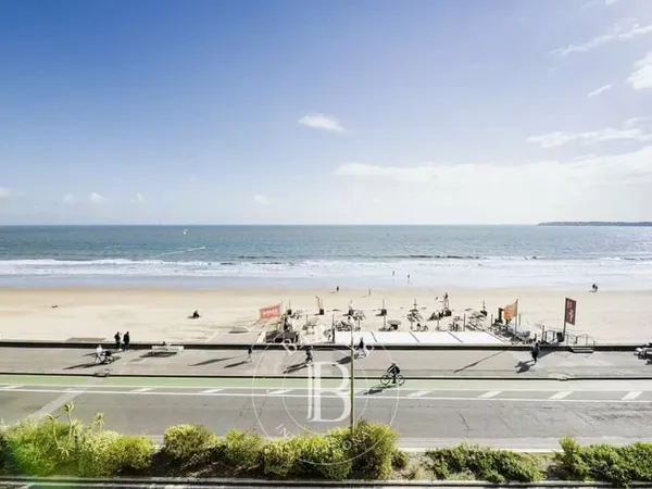 LA BAULE - CENTRE - Appartement face à la mer