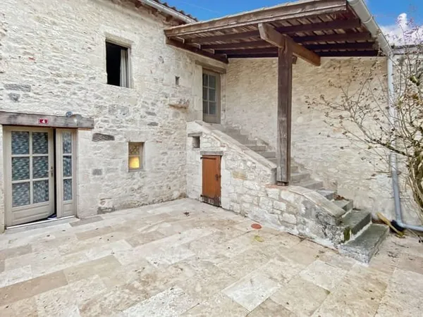 Maison 2 pièces 53 m²