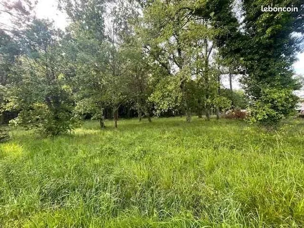 Terrain 610 m² Saint Medard D Eyrans