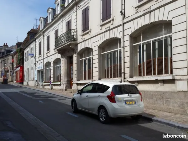 115 m2 bureaux CV LA CHATRE