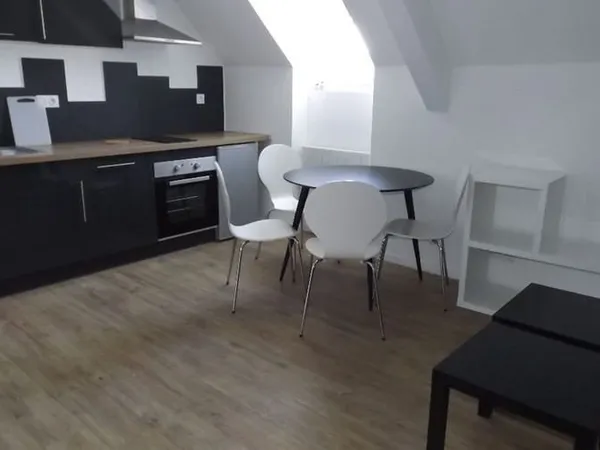 Studio 1 pièce 21 m²