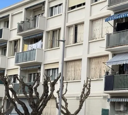 Appartement à Louer Résidence Privée
