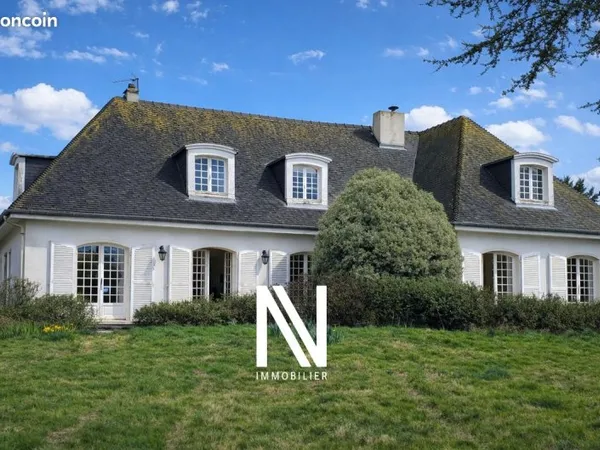 Maison 10 pièces 208 m²