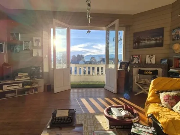Villa 8 pièces 233 m²