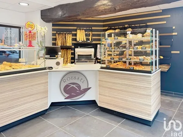 Local commercial 150 m²