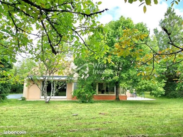 Maison 6 pièces 277 m²