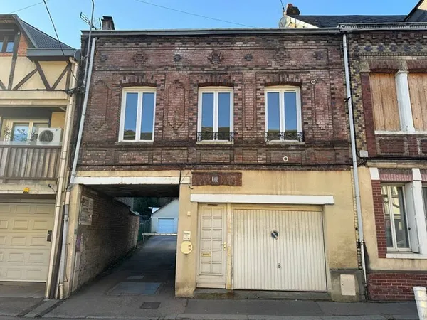 Immeuble 103 m²