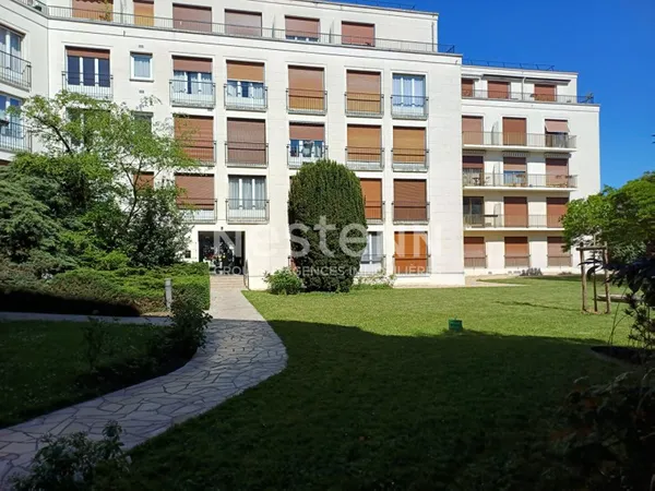 Résidence Anne de Bretagne, Appartement T2 , à deux pas du centre et de la gare