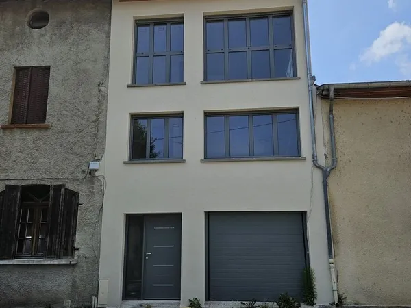 Maison de ville neuve 80m² avec terrasse et garage