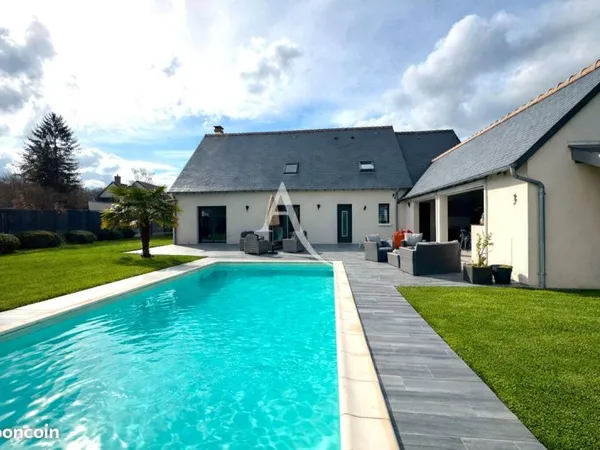 Propriété 6 pièces 162 m²