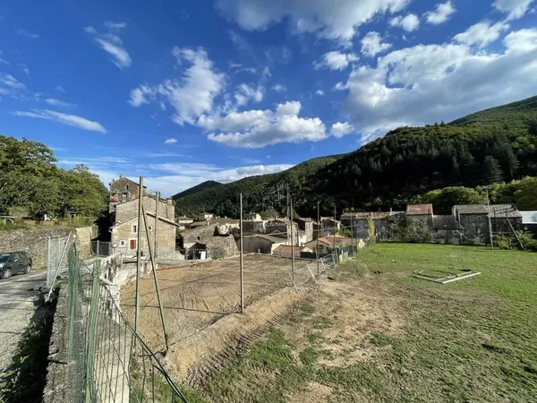 Terrain constructible