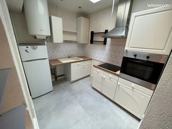Loue appartement T4 hyper centre